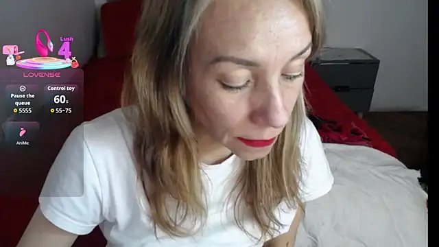 cristin doll  online show from November 2025 04:11:02 PM