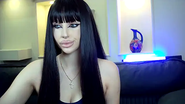 Snapshot of Lady_Joli chatting on December 2025 09:38:01 AM Lady Joli online show from December 2025 09:38:01 AM