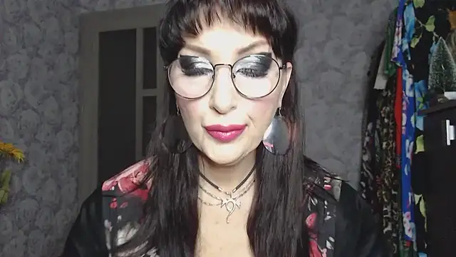 Aziza1 online show from December 2025 01:09:01 PM