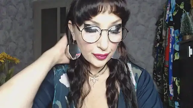 Aziza1 online show from December 2025 11:41:02 AM