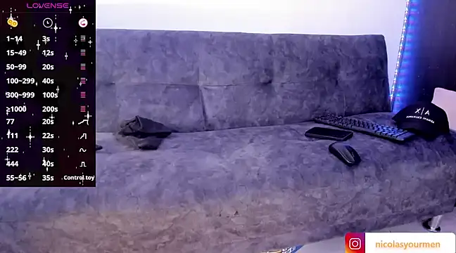 nicolasx1000 online show from December 2024 05:36:01 AM