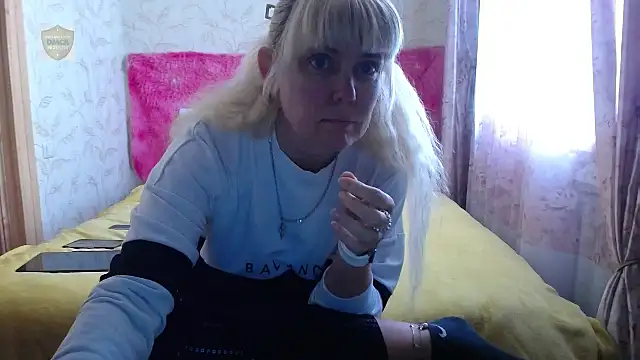 SunnySylvia online show from June 2026 05:53:01 AM