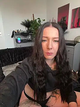 Snapshot of Trixie-Tainted chatting on May 2026 07:36:02 AM Trixie-Tainted online show from May 2026 07:36:02 AM