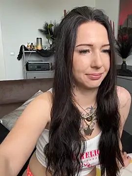 Snapshot of Trixie-Tainted chatting on June 2026 08:42:02 AM Trixie-Tainted online show from June 2026 08:42:02 AM