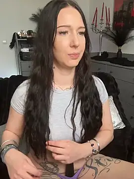 Snapshot of Trixie-Tainted chatting on July 2026 03:47:01 PM Trixie-Tainted online show from July 2026 03:47:01 PM