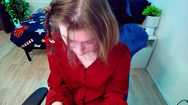 CranberryHot online show from March 2026 12:20:01 PM