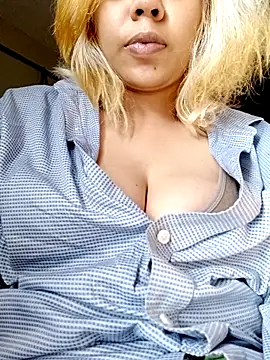 Nainagupta7890 online show from November 2025 06:13:01 AM