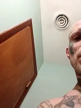 Casey884life online show from March 2026 11:38:01 PM