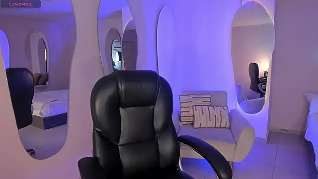 MorganHicks online show from January 2026 08:11:02 PM