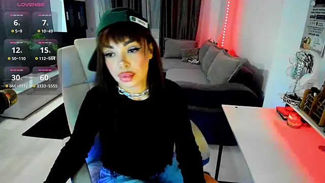 Miss kay1111 online show from November 2025 05:44:02 PM