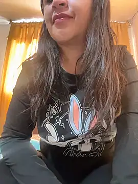 latinfemale online show from April 2026 03:18:02 PM