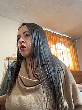Snapshot of latinfemale chatting on April 2026 08:43:01 PM latinfemale online show from April 2026 08:43:01 PM
