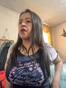 Snapshot of latinfemale chatting on April 2026 08:55:01 PM latinfemale online show from April 2026 08:55:01 PM
