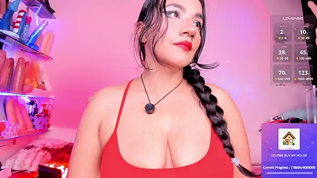 Snapshot of christymilkk chatting on April 2026 01:55:02 AM christymilkk online show from April 2026 01:55:02 AM