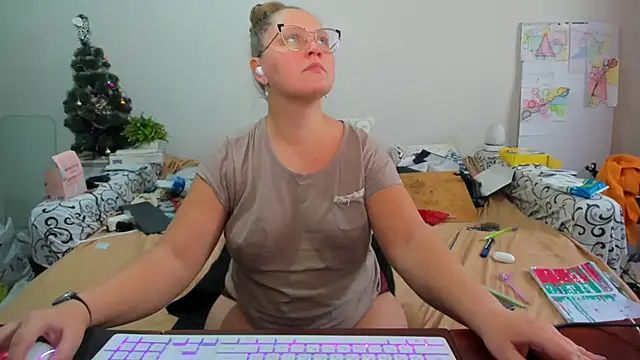 IamYourNarcotic online show from February 2026 10:19:02 AM