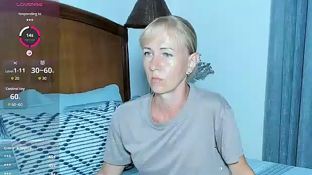 Snapshot of Christine_35 chatting on November 2025 12:11:01 PM Christine 35 online show from November 2025 12:11:01 PM