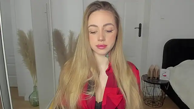 Snapshot of sexyCoralie chatting on January 2025 07:39:02 AM sexyCoralie online show from January 2025 07:39:02 AM