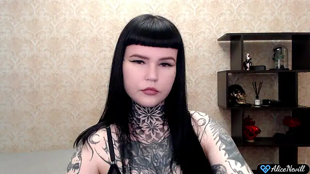 alicenevill online show from June 2026 01:01:02 PM