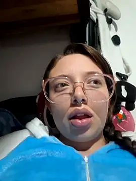 linda-schmidt online show from October 2025 03:45:02 AM