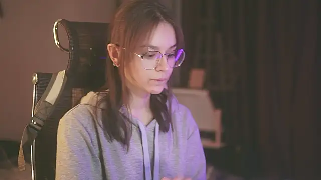 alyssa sweet online show from February 2026 06:26:01 AM