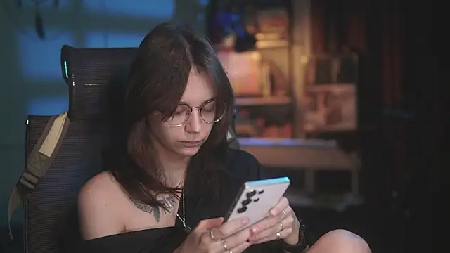 alyssa sweet online show from March 2026 04:51:02 AM