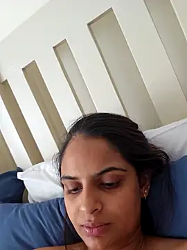 Snapshot of DirtySnowball69 chatting on February 2025 08:20:01 AM DirtySnowball69 online show from February 2025 08:20:01 AM