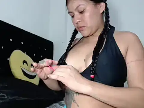 Snapshot of venuz_mendoza20 chatting on February 2025 08:58:01 AM venuz mendoza20 online show from February 2025 08:58:01 AM