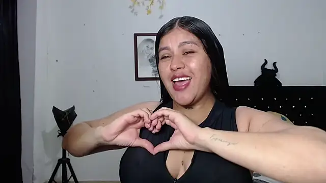 Snapshot of venuz_mendoza20 chatting on November 2025 01:33:02 PM venuz mendoza20 online show from November 2025 01:33:02 PM