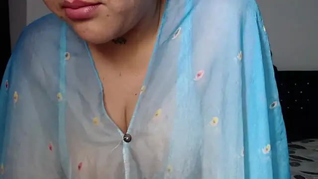 Snapshot of venuz_mendoza20 chatting on November 2025 01:54:02 PM venuz mendoza20 online show from November 2025 01:54:02 PM