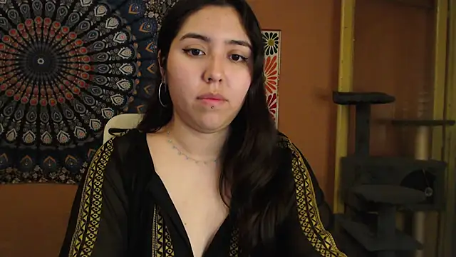 Snapshot of IntimateTales chatting on December 2024 07:54:01 PM IntimateTales online show from December 2024 07:54:01 PM