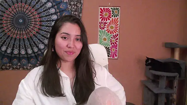 Snapshot of IntimateTales chatting on September 2025 07:40:02 PM IntimateTales online show from September 2025 07:40:02 PM