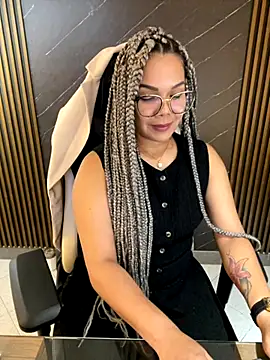 KellyBrooklyn  online show from October 2025 01:23:02 PM