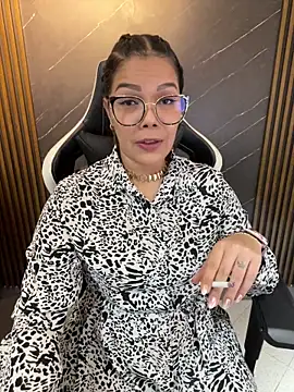 KellyBrooklyn  online show from February 2026 03:57:01 PM