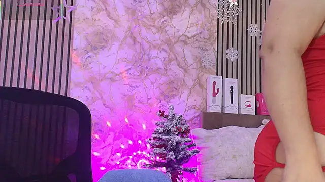 JuliRamirez online show from December 2025 11:25:02 AM