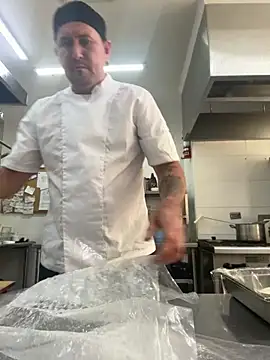 xavier 1988 online show from February 2026 07:43:01 PM