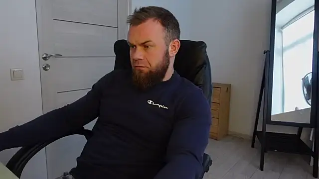 Snapshot of Tommy_Burnz chatting on March 2025 07:20:02 AM Tommy Burnz online show from March 2025 07:20:02 AM