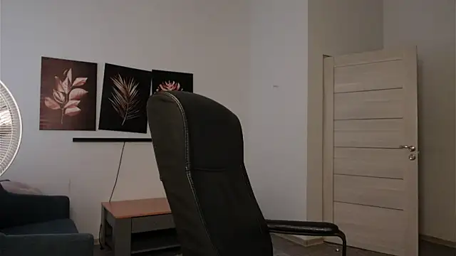 Snapshot of Tommy_Burnz chatting on September 2025 04:23:01 AM Tommy Burnz online show from September 2025 04:23:01 AM