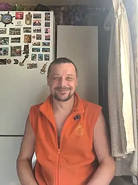 DanielOhCool online show from September 2025 08:03:01 AM