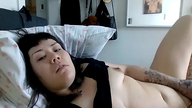 missemi online show from February 2026 04:16:01 PM