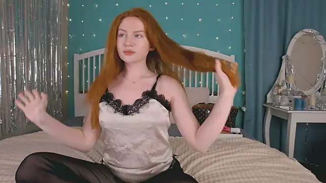 Snapshot of GingerArin chatting on January 2026 12:18:01 PM GingerArin online show from January 2026 12:18:01 PM