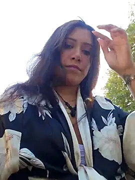 DORYY online show from November 2025 08:52:02 PM