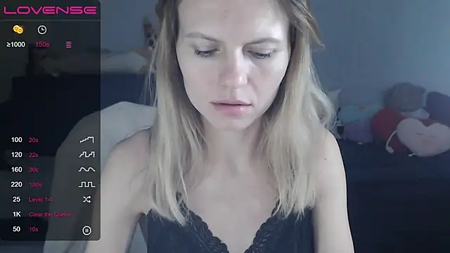 Snapshot of night_is_dark chatting on December 2024 06:26:02 PM night is dark online show from December 2024 06:26:02 PM