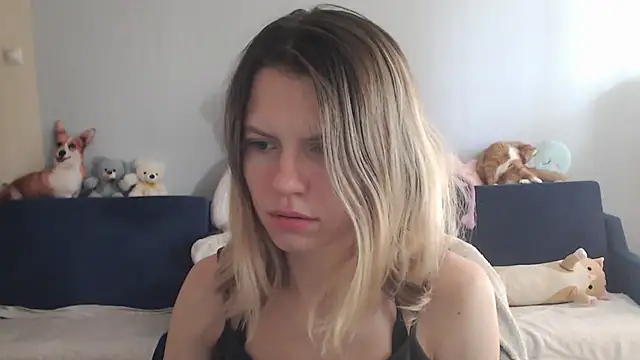 Snapshot of night_is_dark chatting on September 2025 11:03:01 AM night is dark online show from September 2025 11:03:01 AM