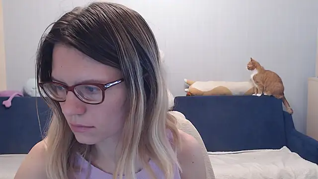 Snapshot of night_is_dark chatting on October 2025 02:40:02 PM night is dark online show from October 2025 02:40:02 PM