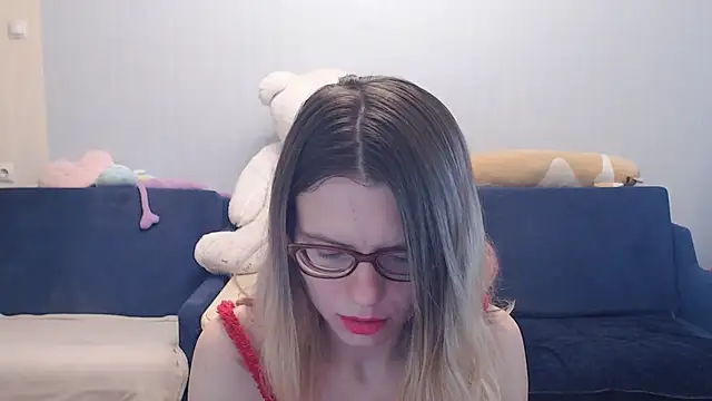 Snapshot of night_is_dark chatting on December 2025 01:59:02 PM night is dark online show from December 2025 01:59:02 PM