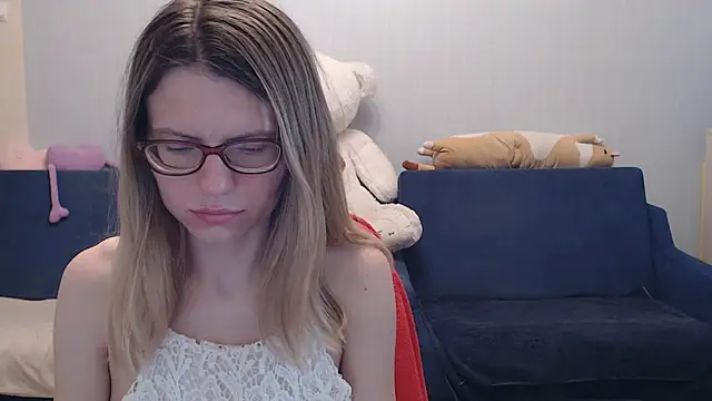 night is dark online show from April 2026 06:43:02 PM