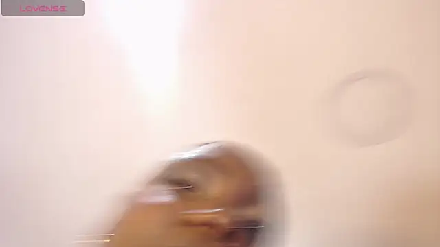 TamyJhonson online show from March 2025 10:11:01 PM