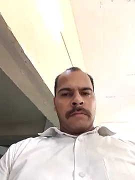 Vickyrajput009 online show from April 2026 08:40:01 PM