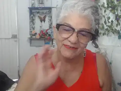 FunnyGrandma online show from January 2025 09:58:01 PM