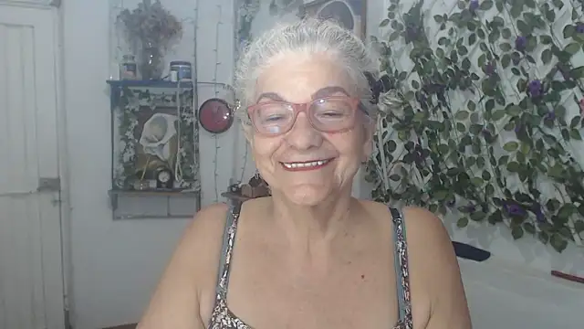 FunnyGrandma online show from February 2026 11:19:02 PM